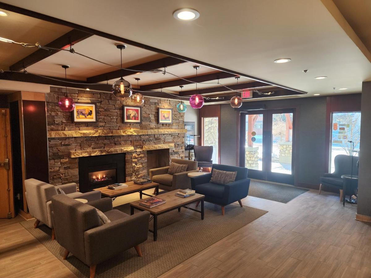 Banff Inn Екстериор снимка