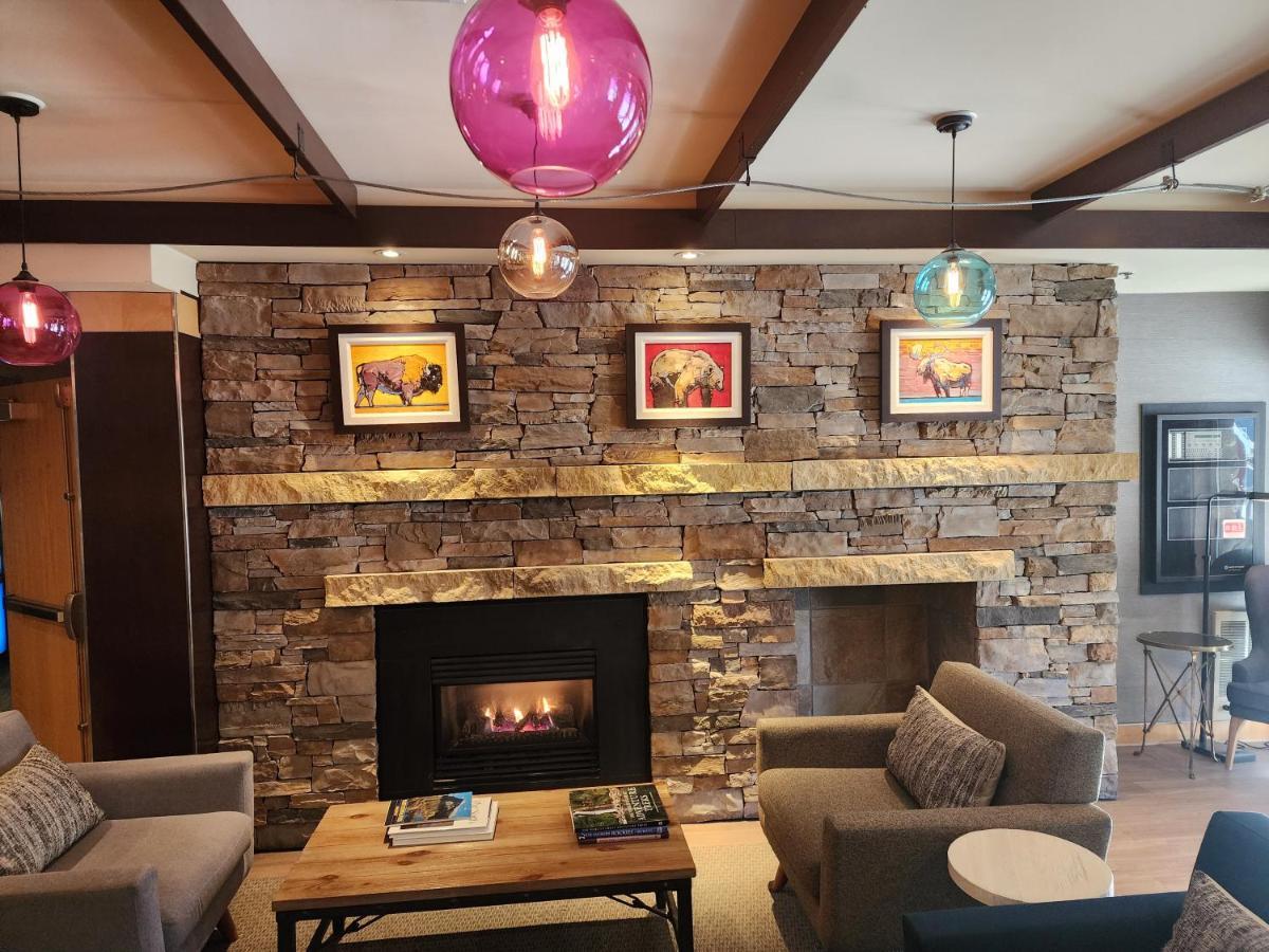 Banff Inn Екстериор снимка